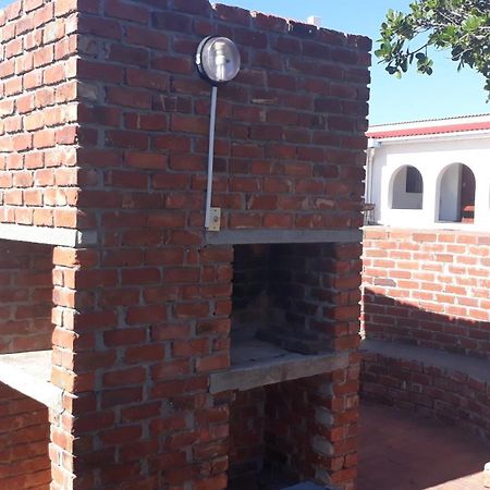Oom Piet Accommodation Gansbaai Exterior photo