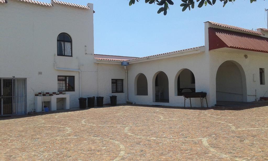 Oom Piet Accommodation Gansbaai Exterior photo